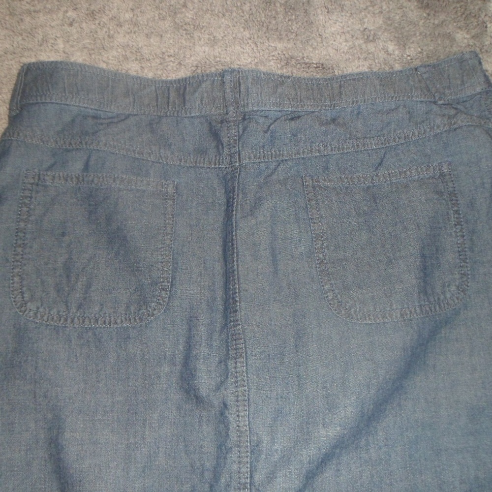 White Stag Skort w Tie and Zip - Picture 5 of 6